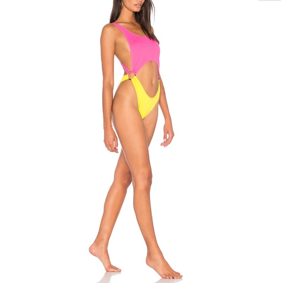 revolve kendall and kylie swim